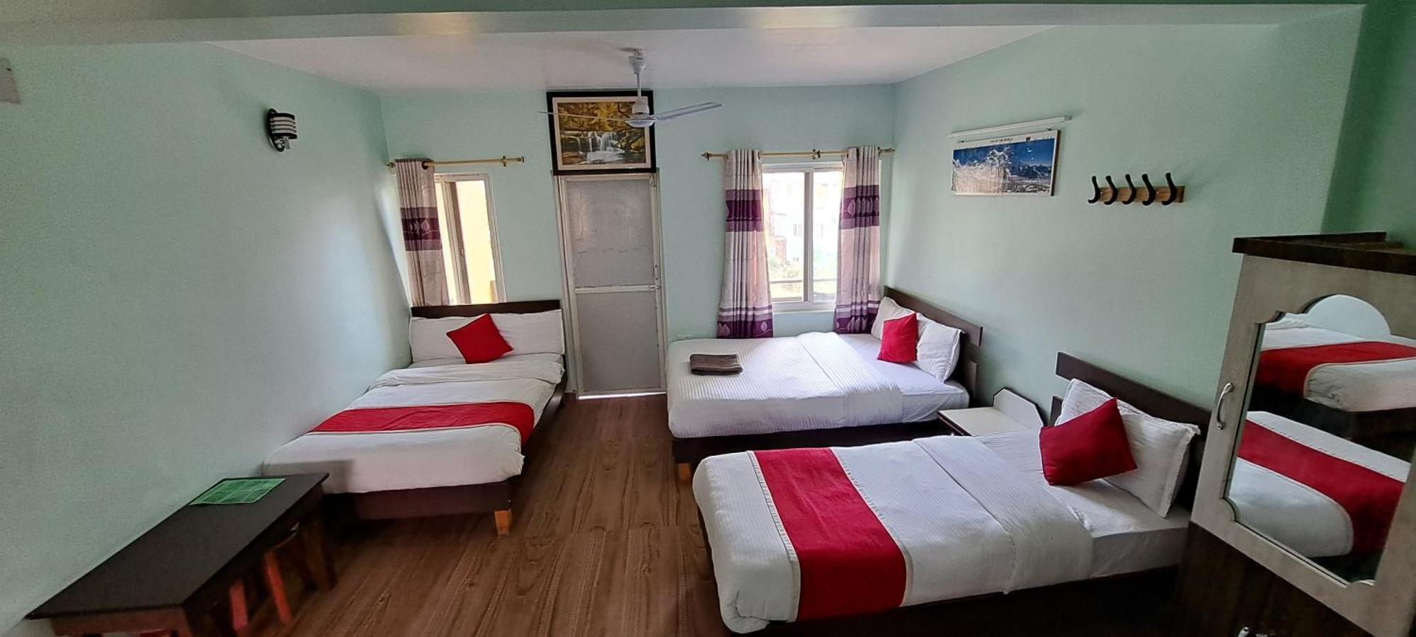 Hotel Elite Pokhara Exterior photo