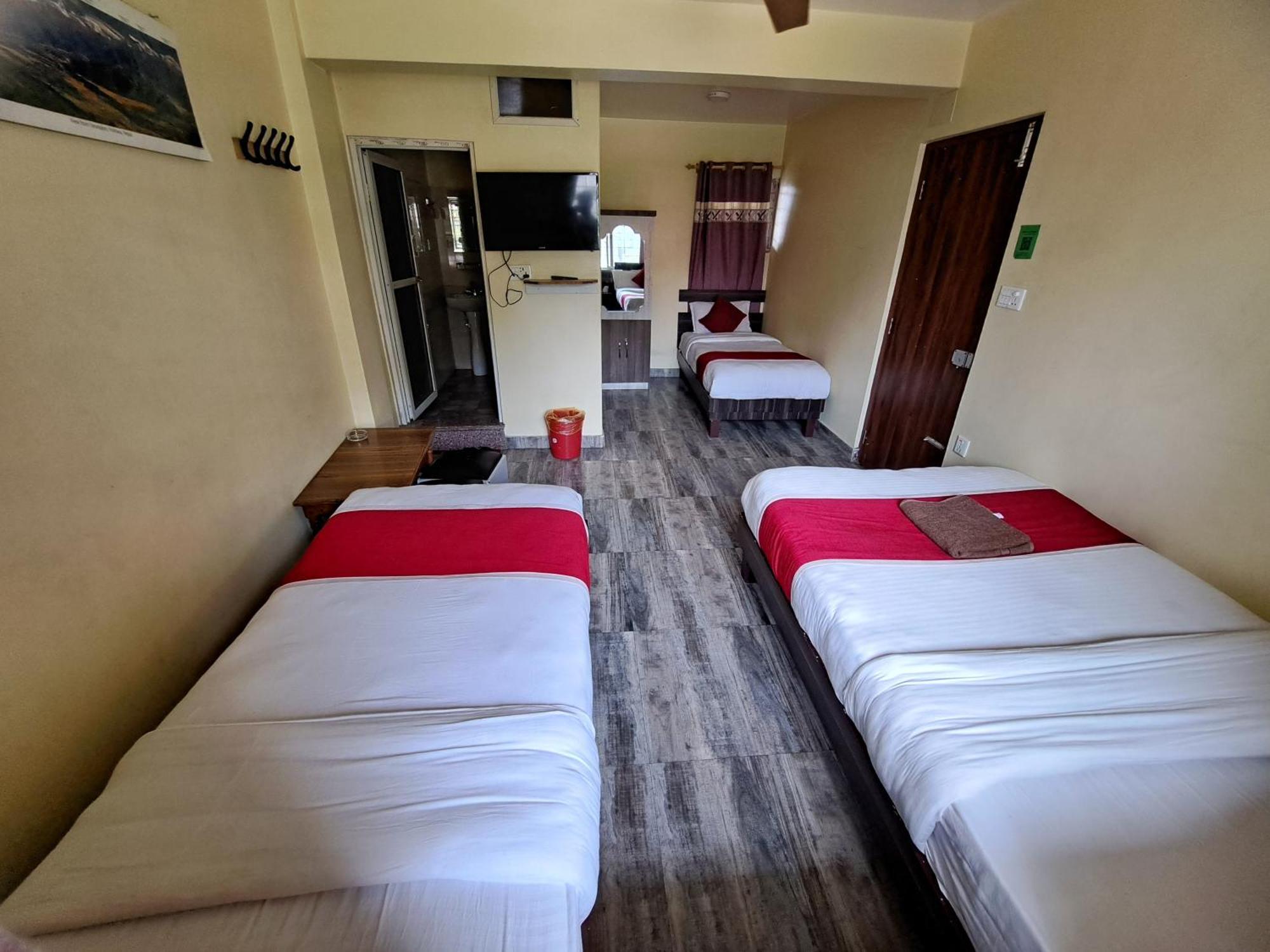 Hotel Elite Pokhara Exterior photo