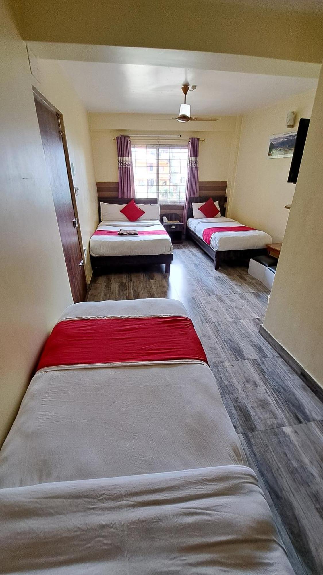 Hotel Elite Pokhara Exterior photo